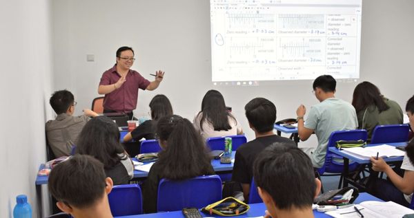 best physics tuition centre singapore